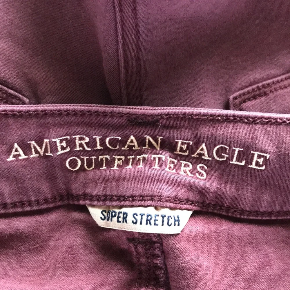 AMERICAN EAGLE Women Super Stretch Hi Rise Shortie Plum Denim Shorts | 4